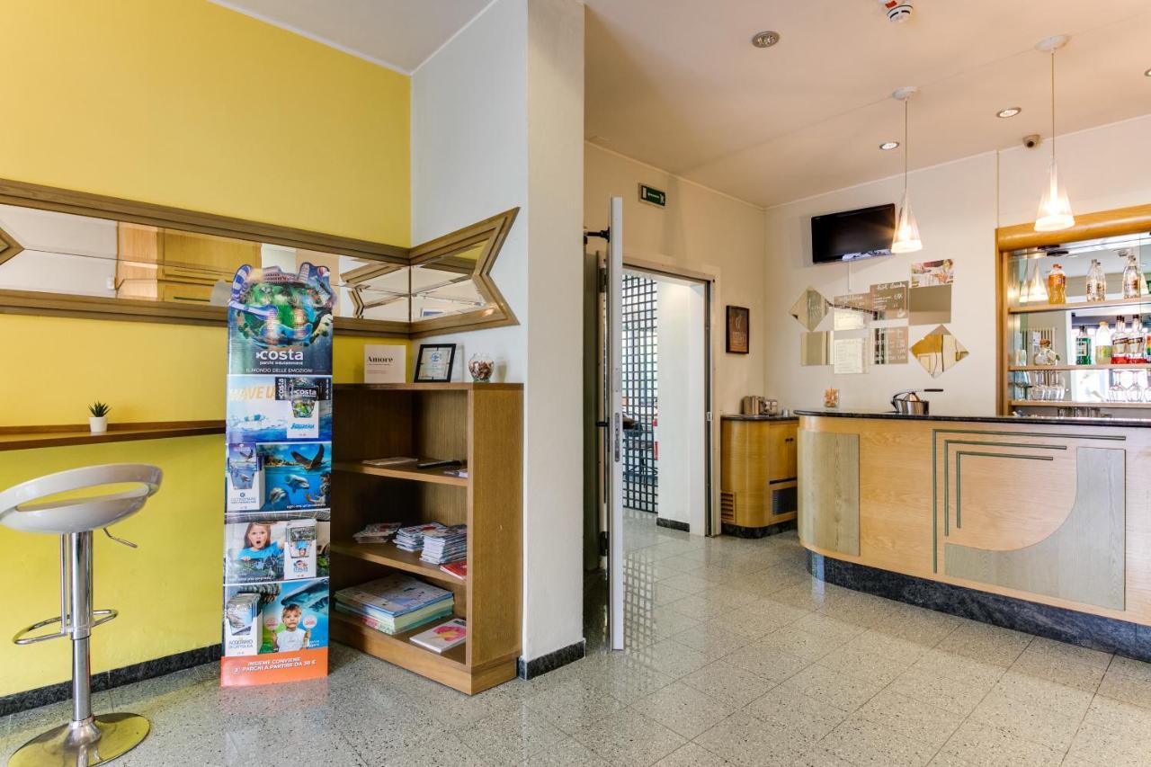 Hotel Villa Merope Rimini Buitenkant foto